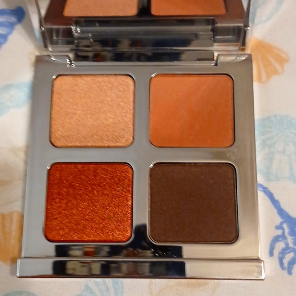 IL Makiage Color Boss Squad Multi Dimensional Eye Color Quad - Picture 2 of 3